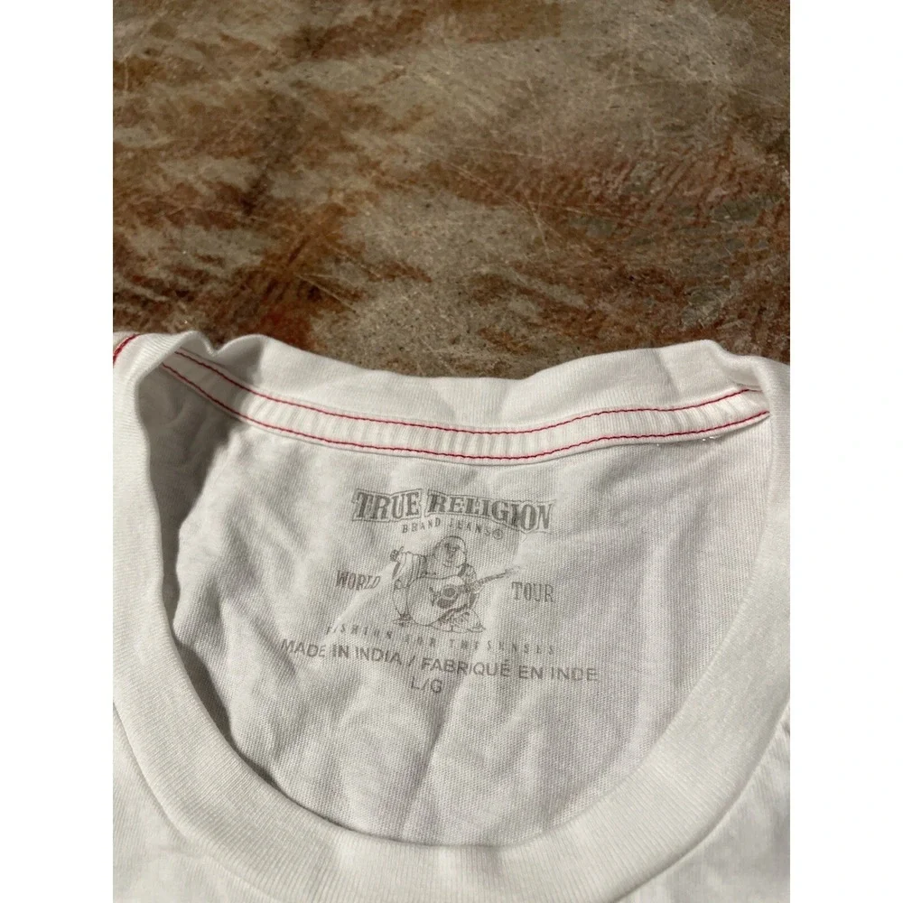 True Religion Graphic White T Shirt Size‎ L